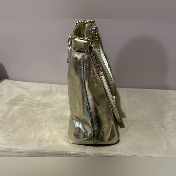 Micheal Kors purse - Picture 2 of 4